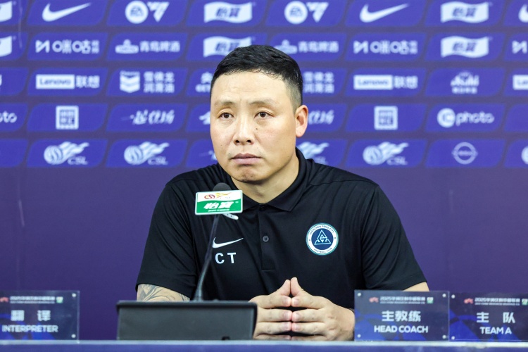 开云体育平台-陈涛：4月5场拿6分并不满意，过去几周球员承受了非常大的压力